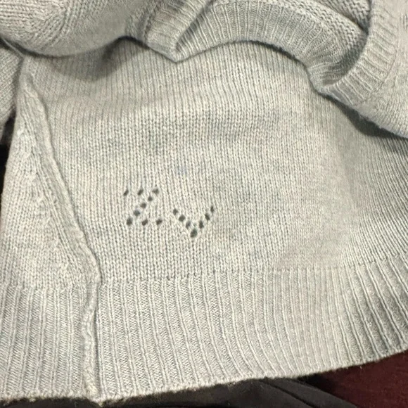 ZADIG & VOLTAIRE CASHMERE LIGHT BLUE LONG SLEEVE ROUND CREW NECK SWEATER XS - Picture 4 of 11